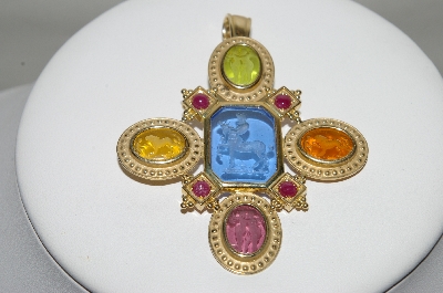 +MBA #77-138  14K Yellow Gold Tagliamonte Large Venetian Glass Cameo Pendant