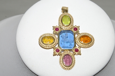 +MBA #77-138  14K Yellow Gold Tagliamonte Large Venetian Glass Cameo Pendant