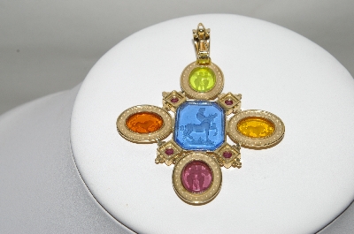 +MBA #77-138  14K Yellow Gold Tagliamonte Large Venetian Glass Cameo Pendant