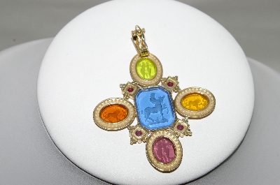 +MBA #77-138  14K Yellow Gold Tagliamonte Large Venetian Glass Cameo Pendant