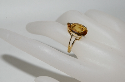 +MBA #78-286     14K Yellow Gold Pear Cut Citrine Ring