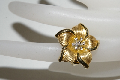 +MBA #81-212     14K Yellow Gold Flower Ring With Diamonds