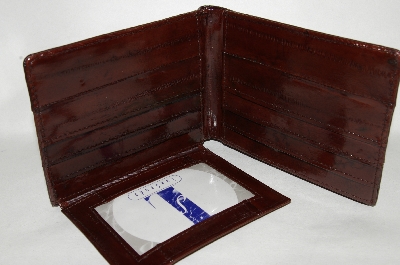 +MBA #89-105    " 1990's Lee Sands Brown Eelskin Bi-fold Mens Wallet