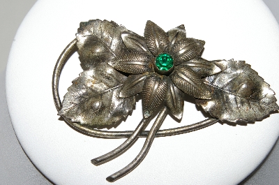 +MBA #87-289   Vintage Silver Plated Flower Brooch