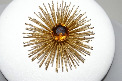 +MBA #87-408  Sarah Coventry Gold Tone Rhinestone Center Flower Brooch