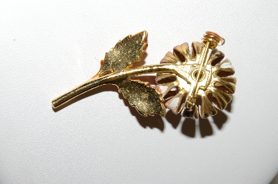 +MBA #87-380  Vintage Enameled Flower Pin