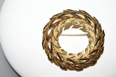 +MBA #87-297  "Trifari Goldtone Leaf Wreath Pin