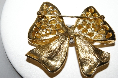 +MBA #87-294   Vintage Goldtone Large Bow Brooch