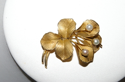 **Vintage 12k Gold Filled Flower Pin With Glass Pearls