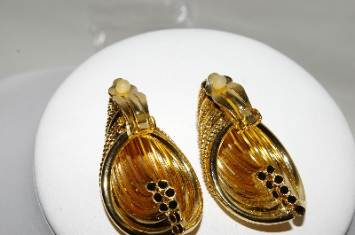 +MBA #88-236  "Large Beautiful Fancy Clip On Earrings