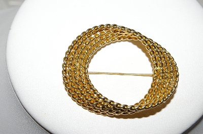 +MBA #88-254  Monet Rope Look Gold Tone Brooch
