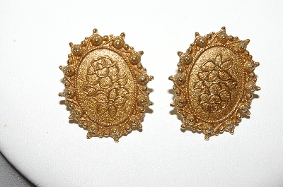 +MBA #88-109  Vintage Gold Tone Fancy Rose Pierced Earrings