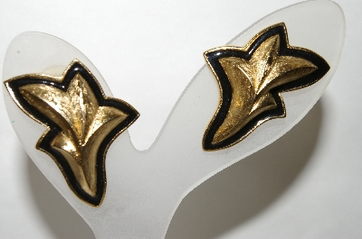 +MBA #88-170   Vintage Gold Tone Fancy Black Enameled Pierced Earrings
