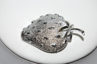 +MBA #88-031  Sarah Coventry Silver Tone Strawberry Pin