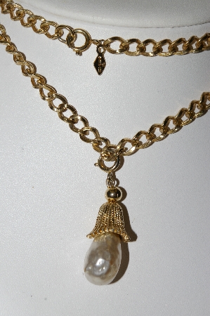 +MBA #88-224   Sarah Coventry Gold Tone 30" Necklace With 2" Faux Pearl Enhancer