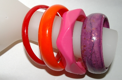 +MBA #88-010   Set Of 4 Multi Colored Lucite Bangle Bracelets