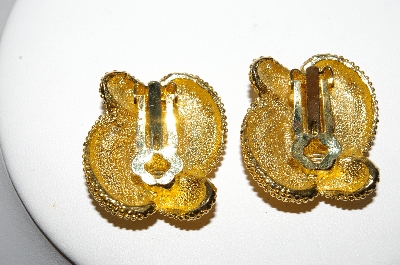 +MBA #88-030   Fancy  Weave Look Gold Plated Clip On Earrings
