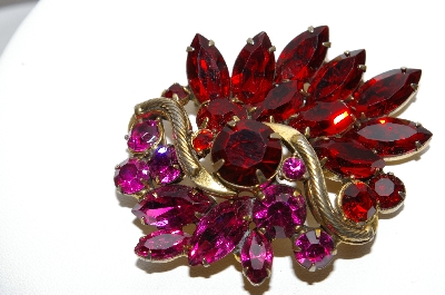 +MBA #90-087  Weiss Gold Tone Red & Dark Pink Rhinestone Brooch