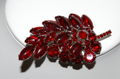 +MBA #87-045       Silvertone Red Glass Stone & Rhinestone Brooch