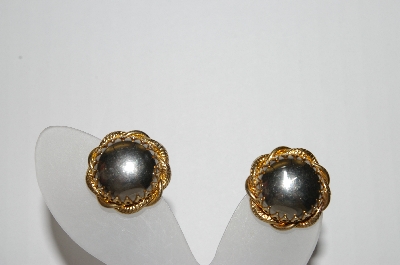 +MBA #87-082  "Gold Tone Silver Stone Clip On Earrings