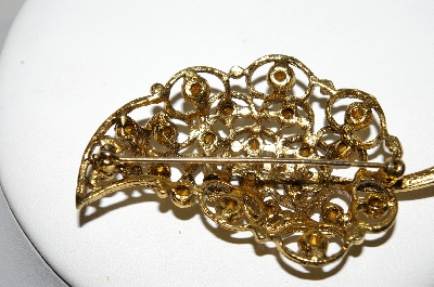 +MBA #92-010  "Vintage Goldtone Light Green Rhinestone Leaf Brooch"