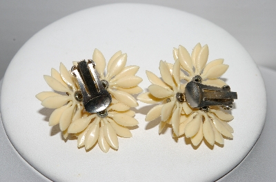 +MBA #92-040 "Vintage Cream Colored Plastic Flower Clip On Earrings"