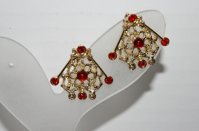 +MBA #92-008 "Vintage Goldtone Red Stone Clip On Earrings"