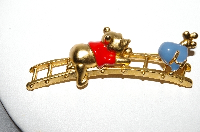+MBA #97-009 " Disney Goldtone Winnie The Poo Pin"
