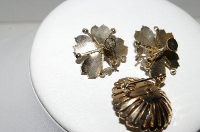 +MBA #97-041 "Vintage Goldtone Black Enamel & Rhinestone Pin & Matching Earring Set"