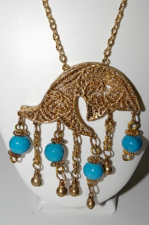 +MBA #97-081 "Vintage Goldtone Blue Glass Bead Necklace"