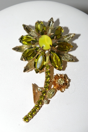 +MBA #96-058 "Vintage Goldtone Rhinestone Flower Brooch"