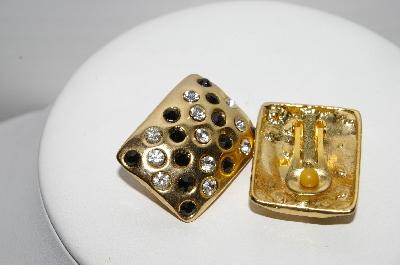 +MBA #96-006 "Vintage Goldtone Clear & Black Rhinestone Clip On Earrings"
