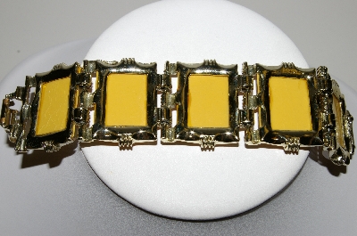 +MBA #96-118 "Pam Goldtone Confetti Lucite 5 Link Bracelet"