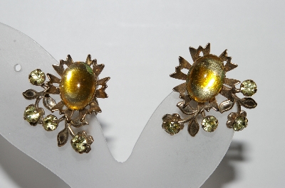 +MBA #96-062  "Vintage Goldtone Yellow Rhinestone & Cabochon Clip On Earrings"