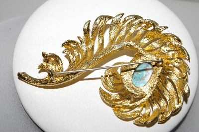 +MBA #96-135 "Vintage Goldtone Faux Turquoise Large Feather Brooch"