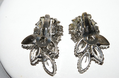 +MBA #96-060   "Vintage Silvertone Grey & Clear Rhinestone Clip On Earrings"