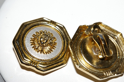 +MBA #94-150  "Vintage Fancy Goldtone Sun Face Clip On Earrings"