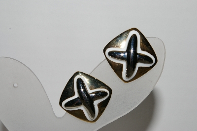 +MBA #94-072 "Vintage Goldtone Hugs Clip On Earrings"