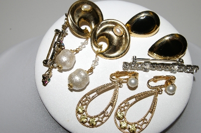 +MBA #94-275   " (5) Piece Vintage Lot Of 3 Pairs Of Earrings & 2 Pins"