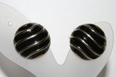 +MBA #94-149  "Vintage Goldtone Black Enameled Clip On Earrings"