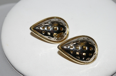 +MBA #94-005  "Vintage Gold & Silvertone Clip On Earrings"