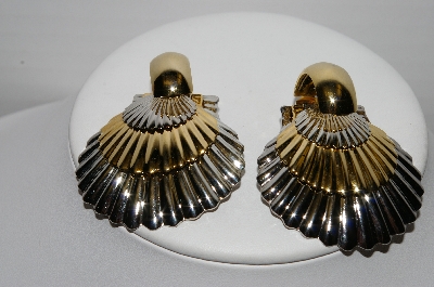+MBA #94-009  "Vintage Two Tone Multi Layered Shell Clip On Earrings"