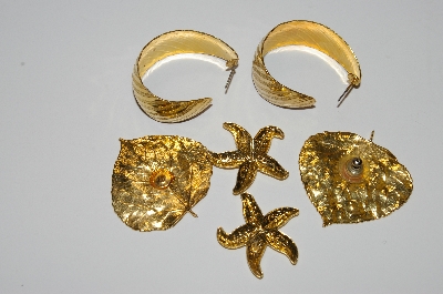+MBA #93-054 "Lot Of 3 Pairs Of Goldtone Light Weight Pierced Earrings"