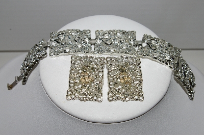 +MBA #93-069  "Emmons Fancy Silvertone Bracelet & Earring Set"