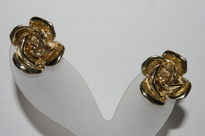 +MBA #93-012  "Vintage Goldtone Rose Clip On Earrings"