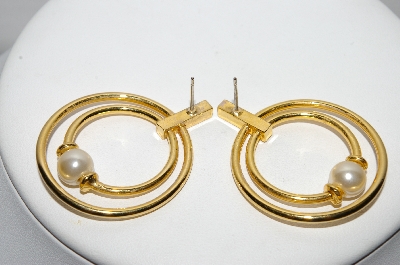 +MBA #93-052  "Vintage Gold Plated Faux Pearl Pierced Earrings"