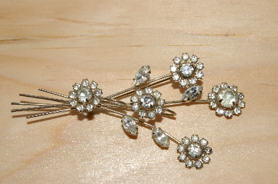 +MBA #98-376  "Vintage Silvertone Clear Crystal Rhinestone Multi Flower Pin"