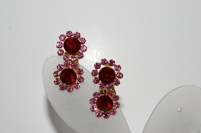 +MBA #98-043  "Vintage Goldtone Pink & Red Crystal Rhinestone Clip On Earrings"