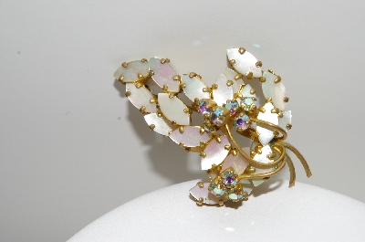 +MBA #98-074   "Vintage Goldtone Mother Of Pearl & AB Rhinestone Pin"