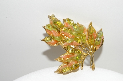 +MBA #98-058  "Vintage Goldtone Green & Peach Colored Polished Stone Leaf Pin"